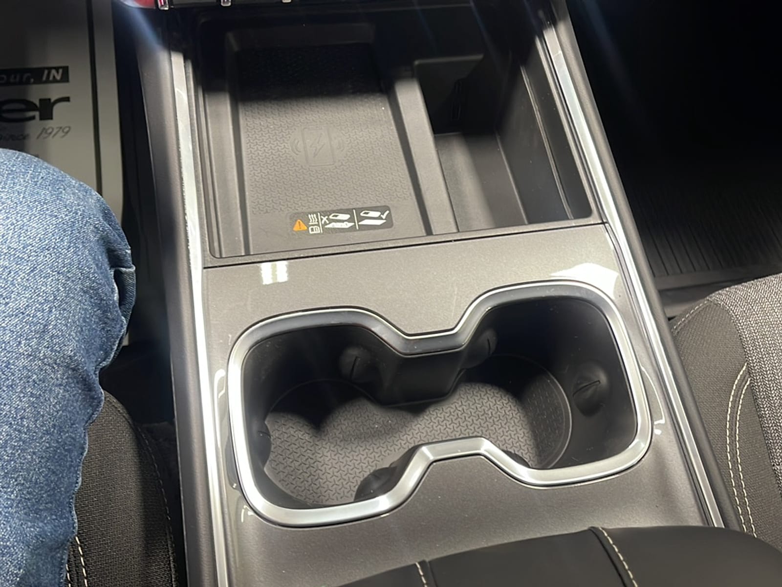 2026 GMC Acadia Elevation - Photo 11