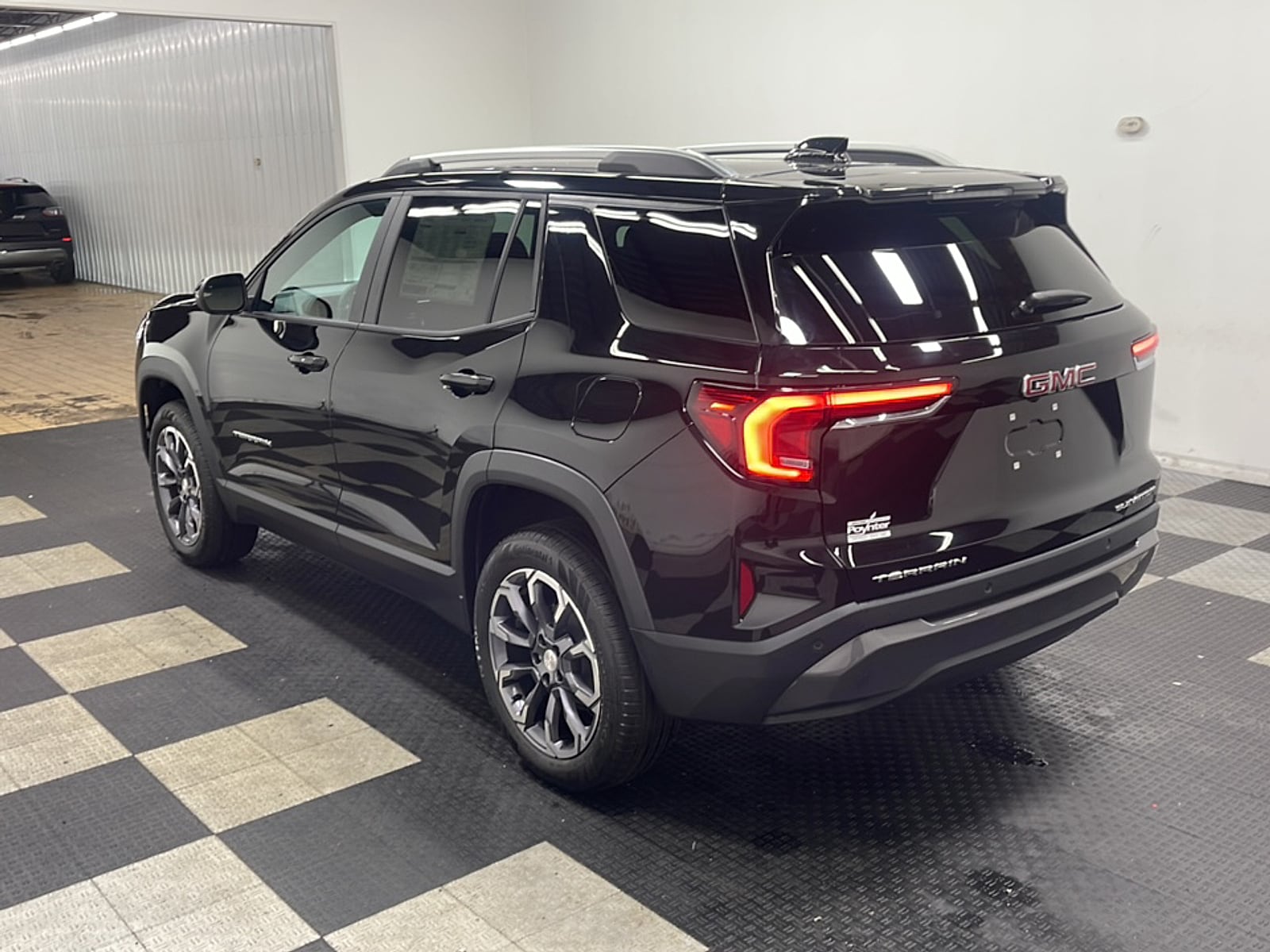 2027 GMC Terrain Elevation - Photo 16