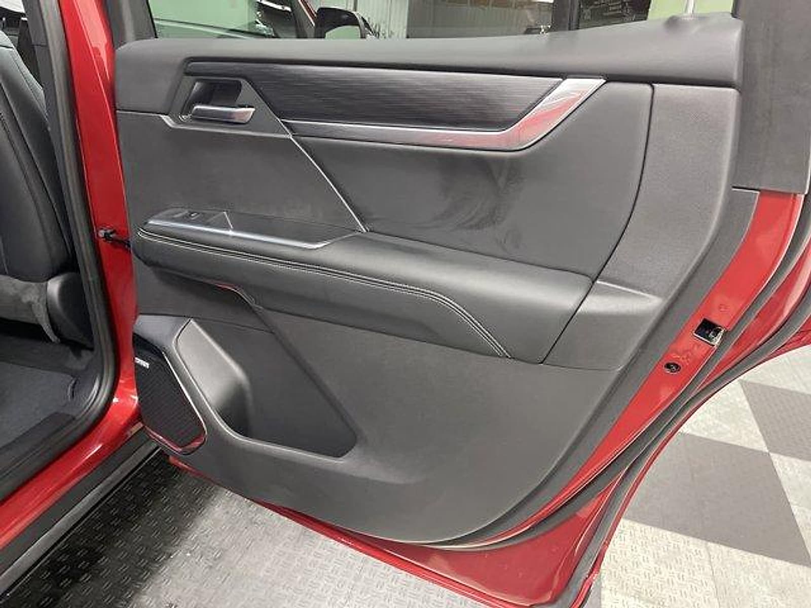 2026 GMC Acadia Elevation - Photo 13