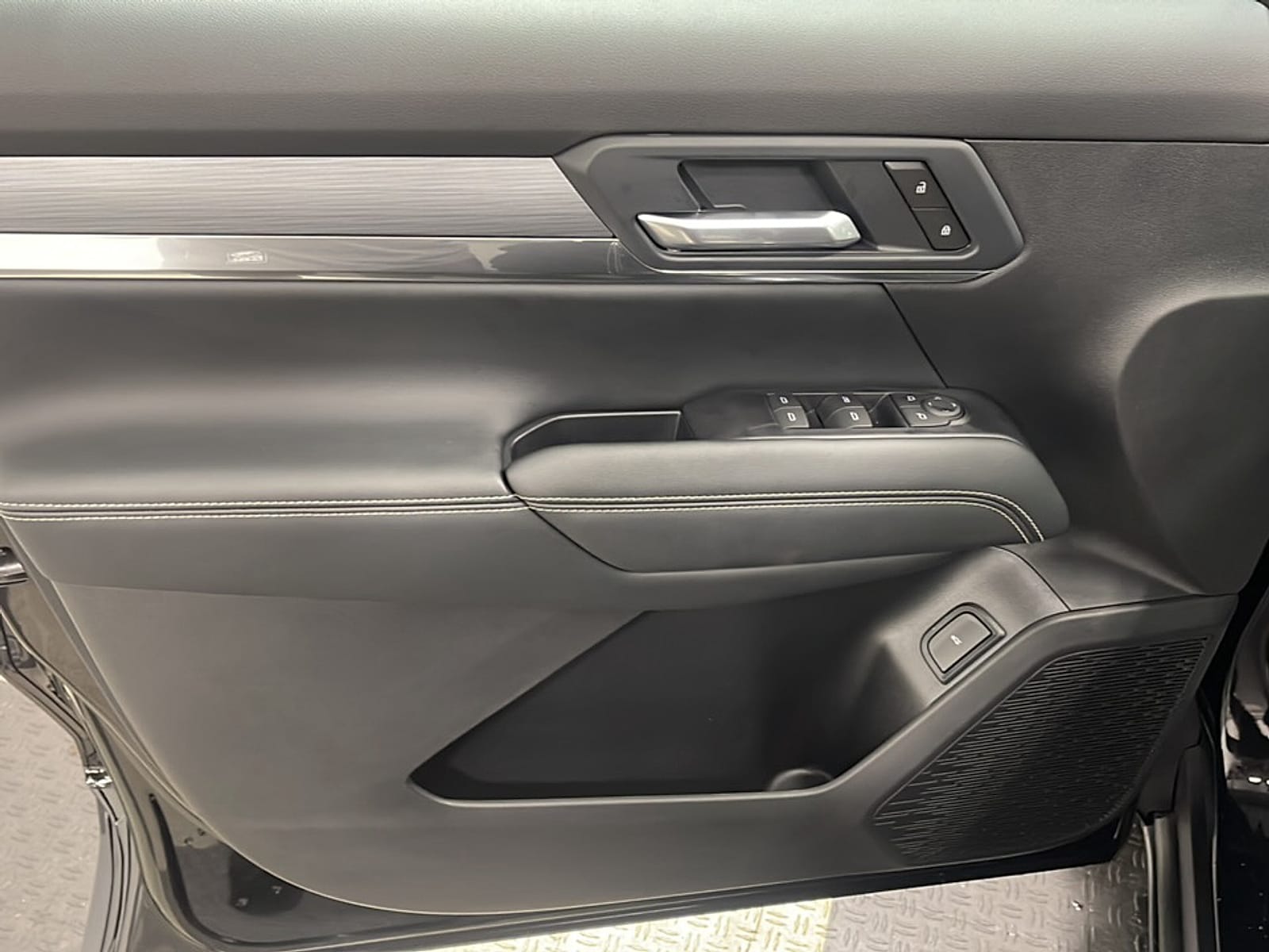 2027 GMC Terrain Elevation - Photo 13