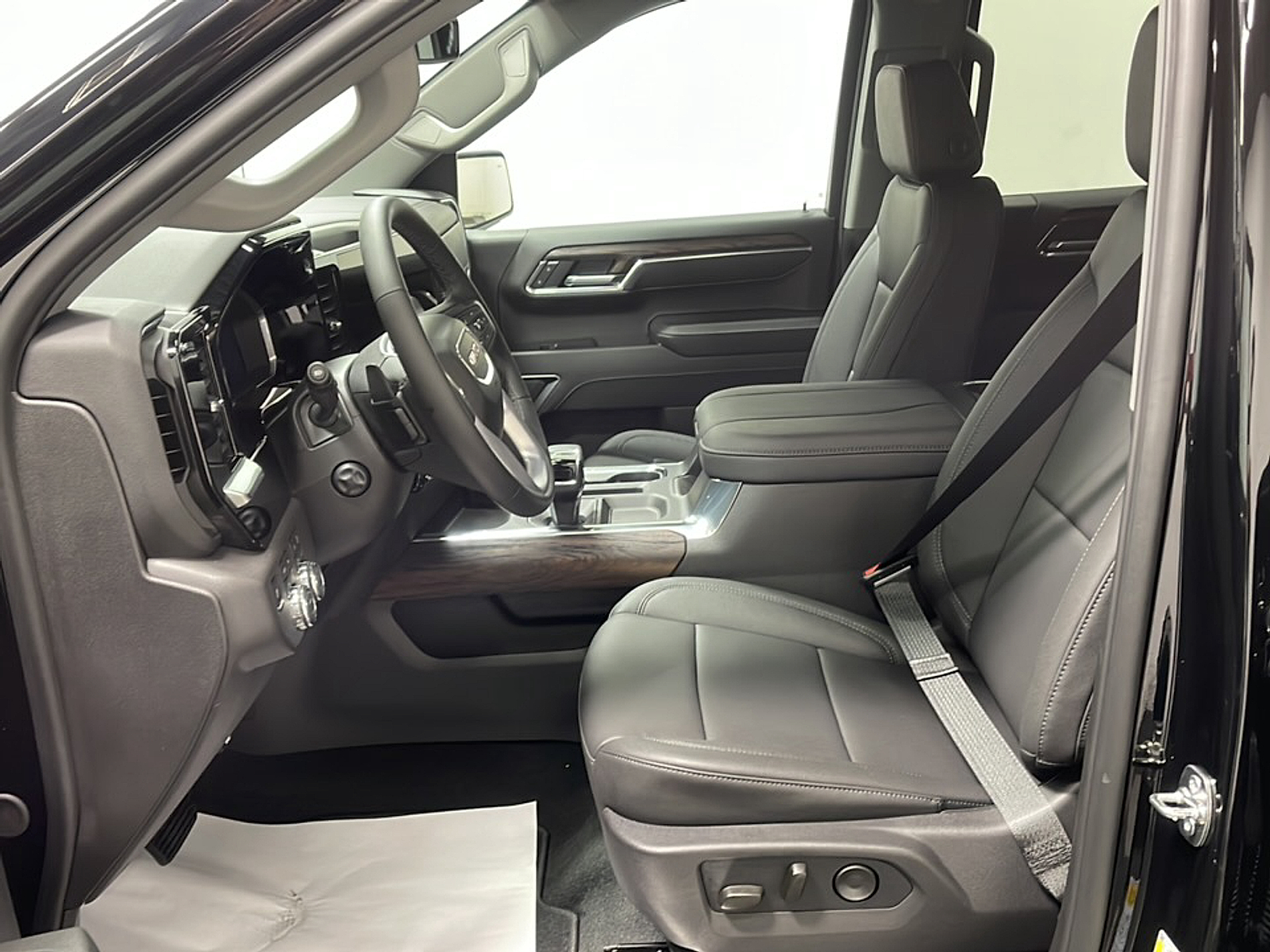 New 2026 GMC Sierra 1500 SLT Truck