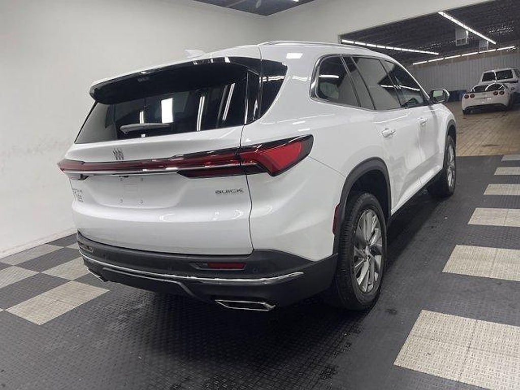 New 2026 Buick Enclave Preferred SUV