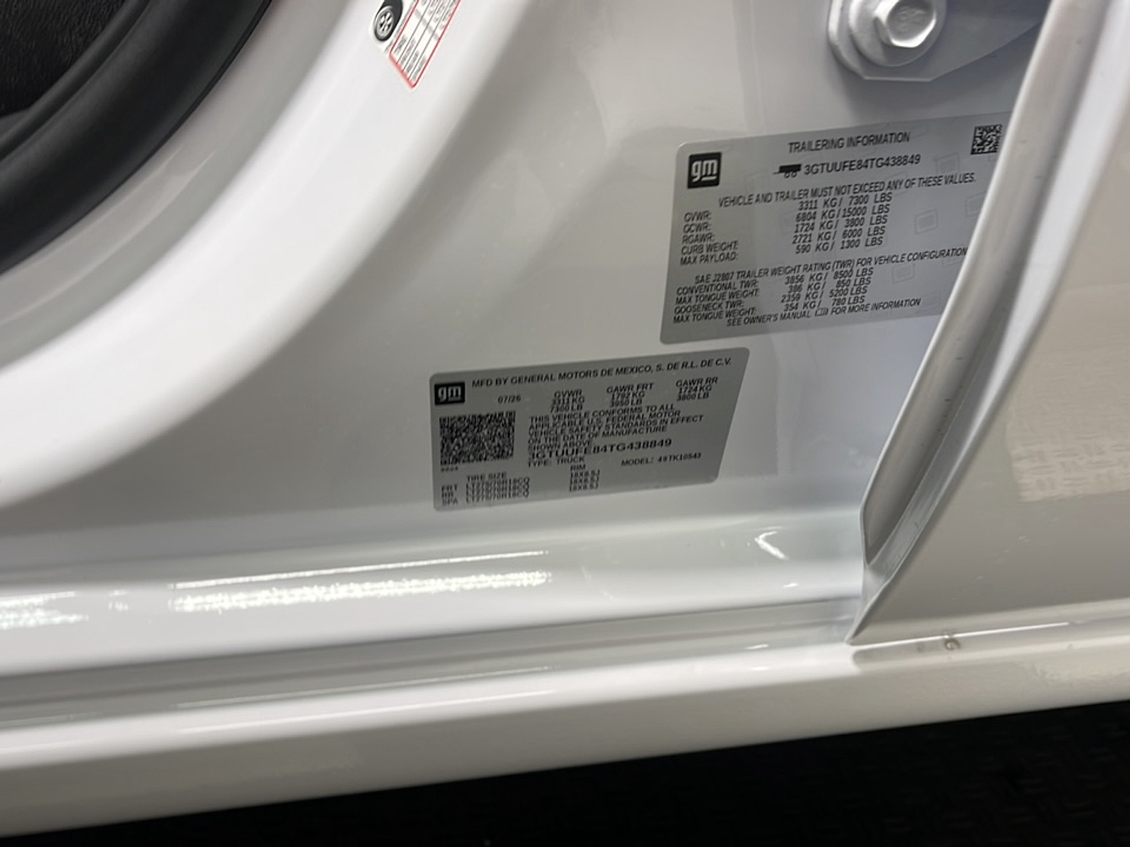 2026 GMC Sierra 1500 AT4X - Photo 28