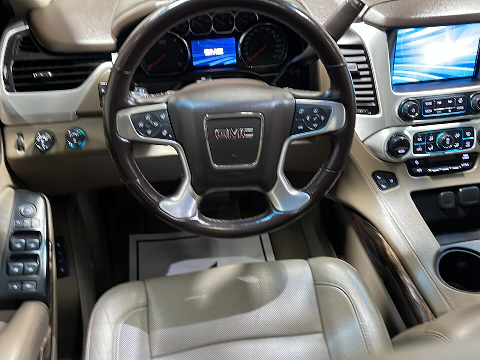 Used 2020 GMC Yukon XL SLT SUV