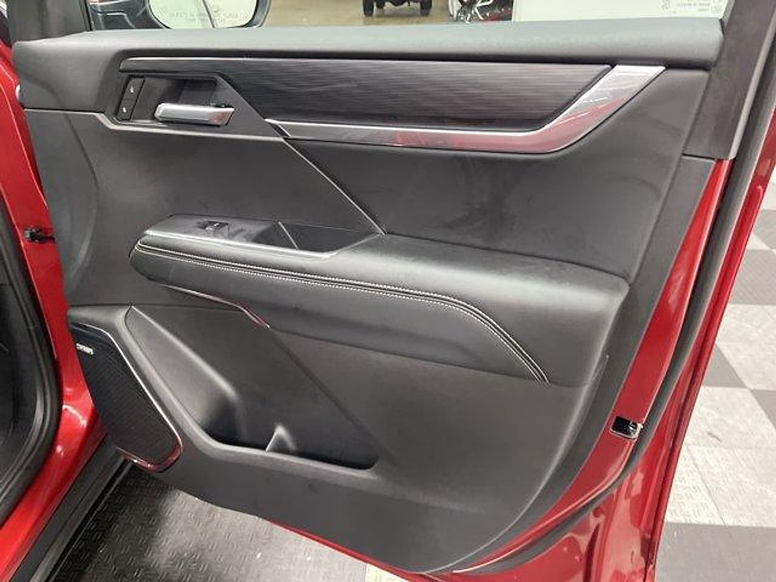 2026 GMC Acadia Elevation - Photo 17