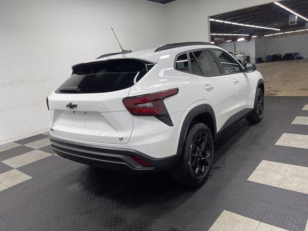 New 2026 Chevrolet Trax LT SUV