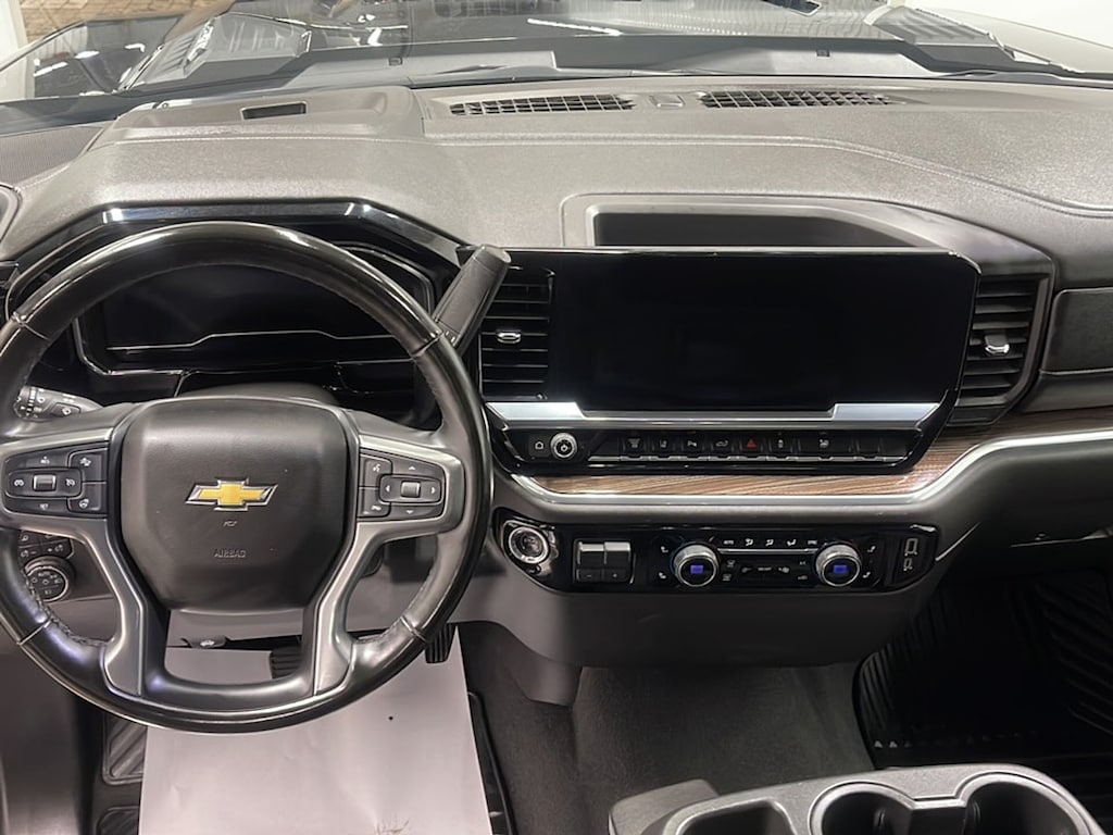 Used 2025 Chevrolet Silverado 3500 HD LT DRW Truck Crew Cab