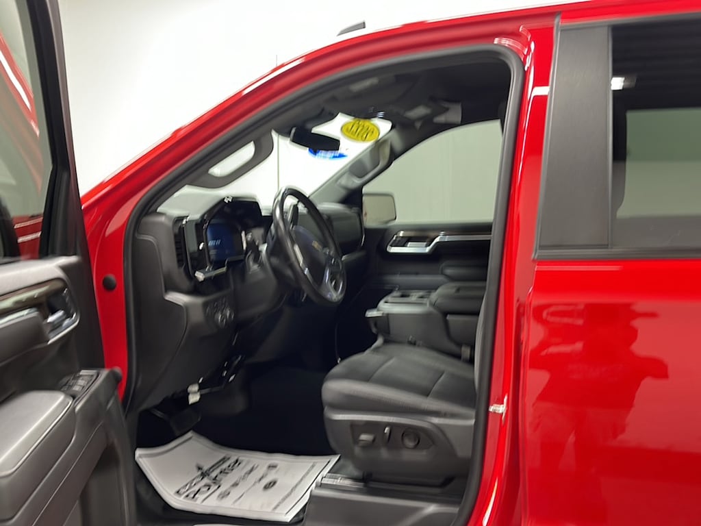 Used 2022 Chevrolet Silverado 1500 LT Truck Crew Cab