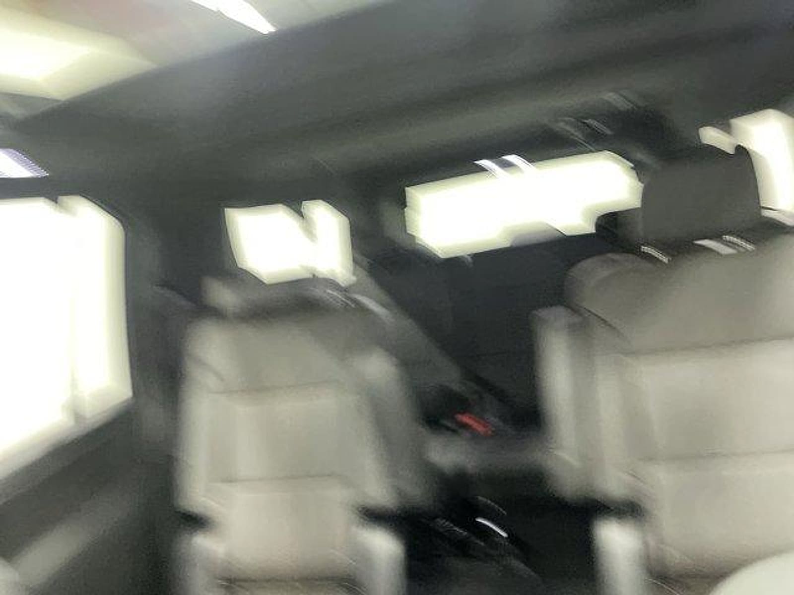 2026 Chevrolet Suburban High Country - Photo 9