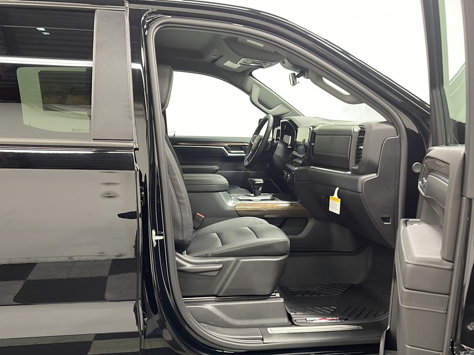 2026 Chevrolet Silverado 1500 LT - Photo 21