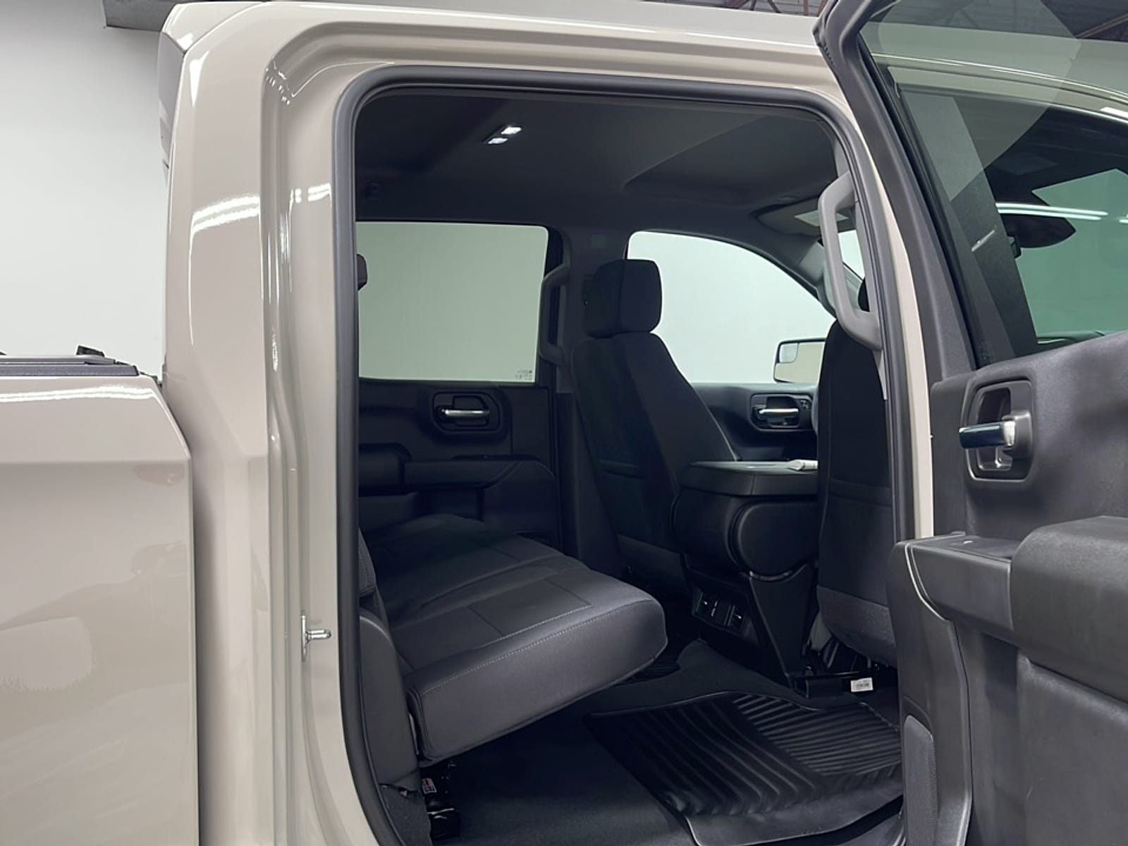 2026 Chevrolet Silverado 1500 Custom Trail Boss - Photo 17
