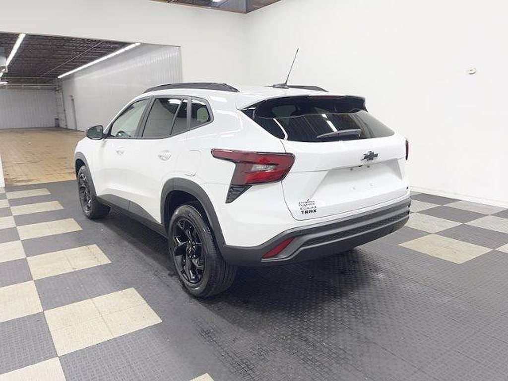 New 2026 Chevrolet Trax LT SUV