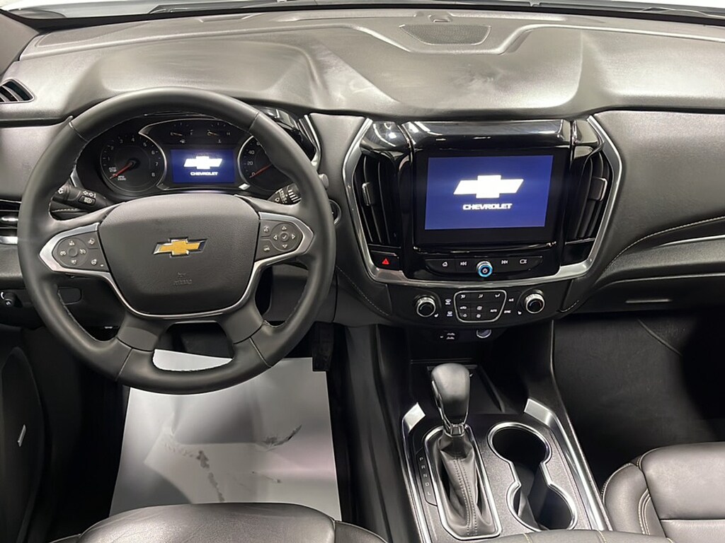 Used 2023 Chevrolet Traverse LT Leather SUV