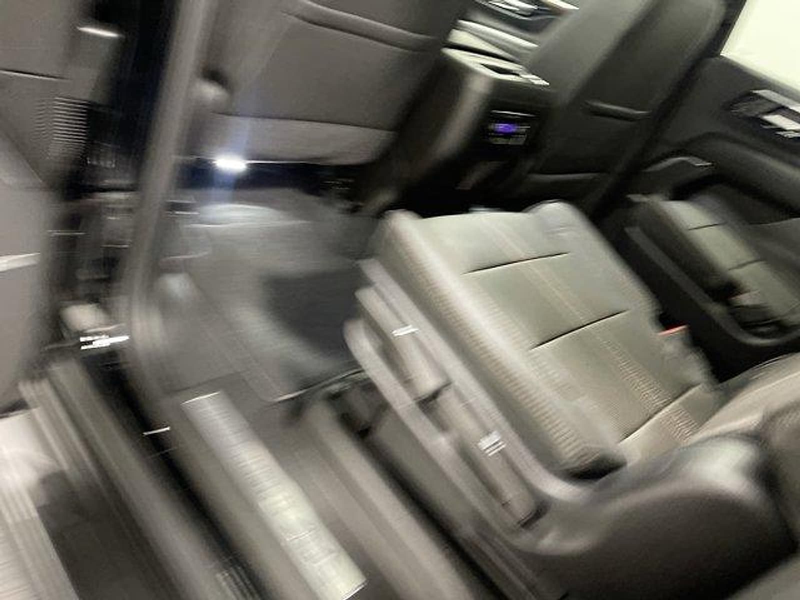 2026 Chevrolet Suburban High Country - Photo 12