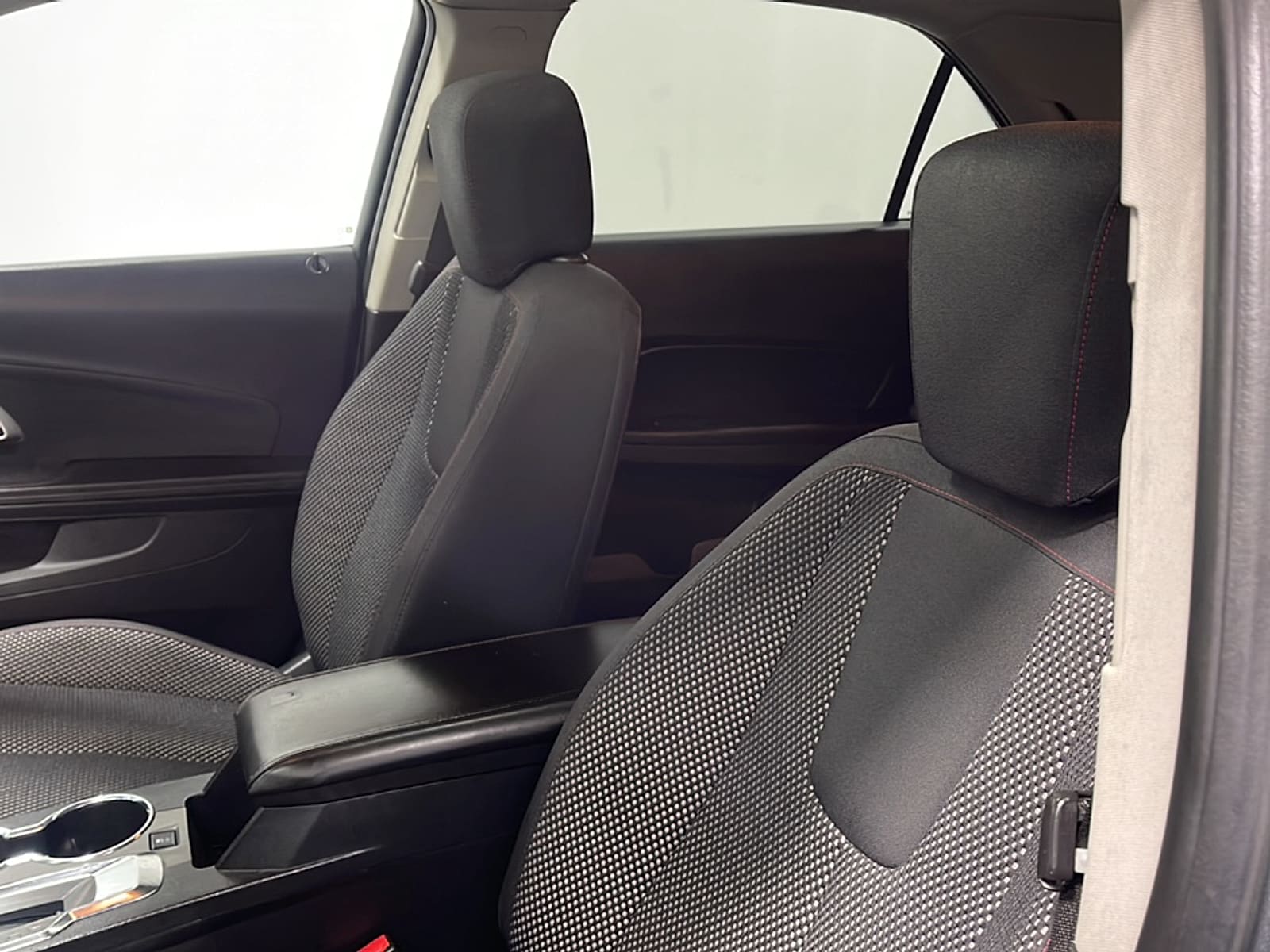 Used 2013 Chevrolet Equinox 1LT with VIN 2GNALDEK8D6252192 for sale in Seymour, IN