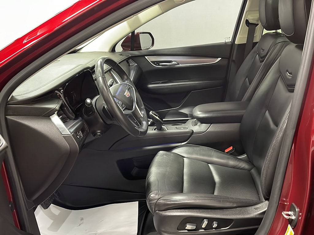 Used 2018 CADILLAC XT5 Luxury FWD SUV