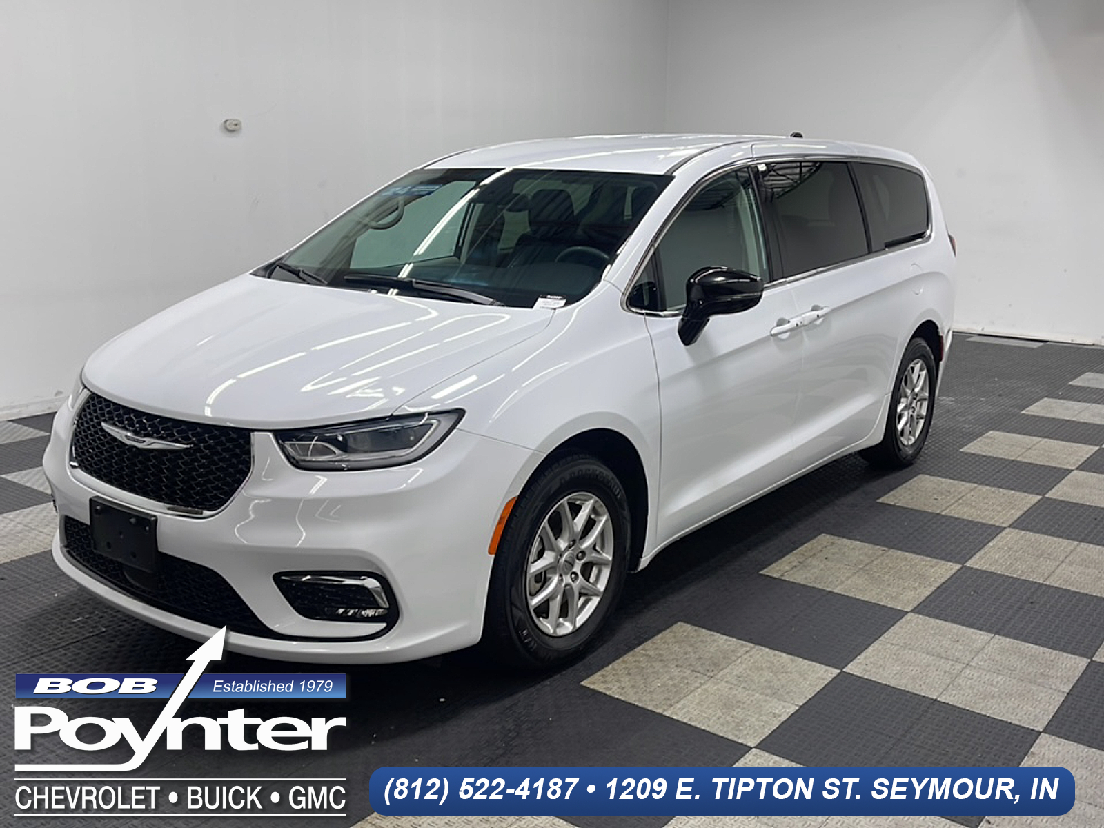 Used 2024 Chrysler Pacifica Touring L Van Passenger Van