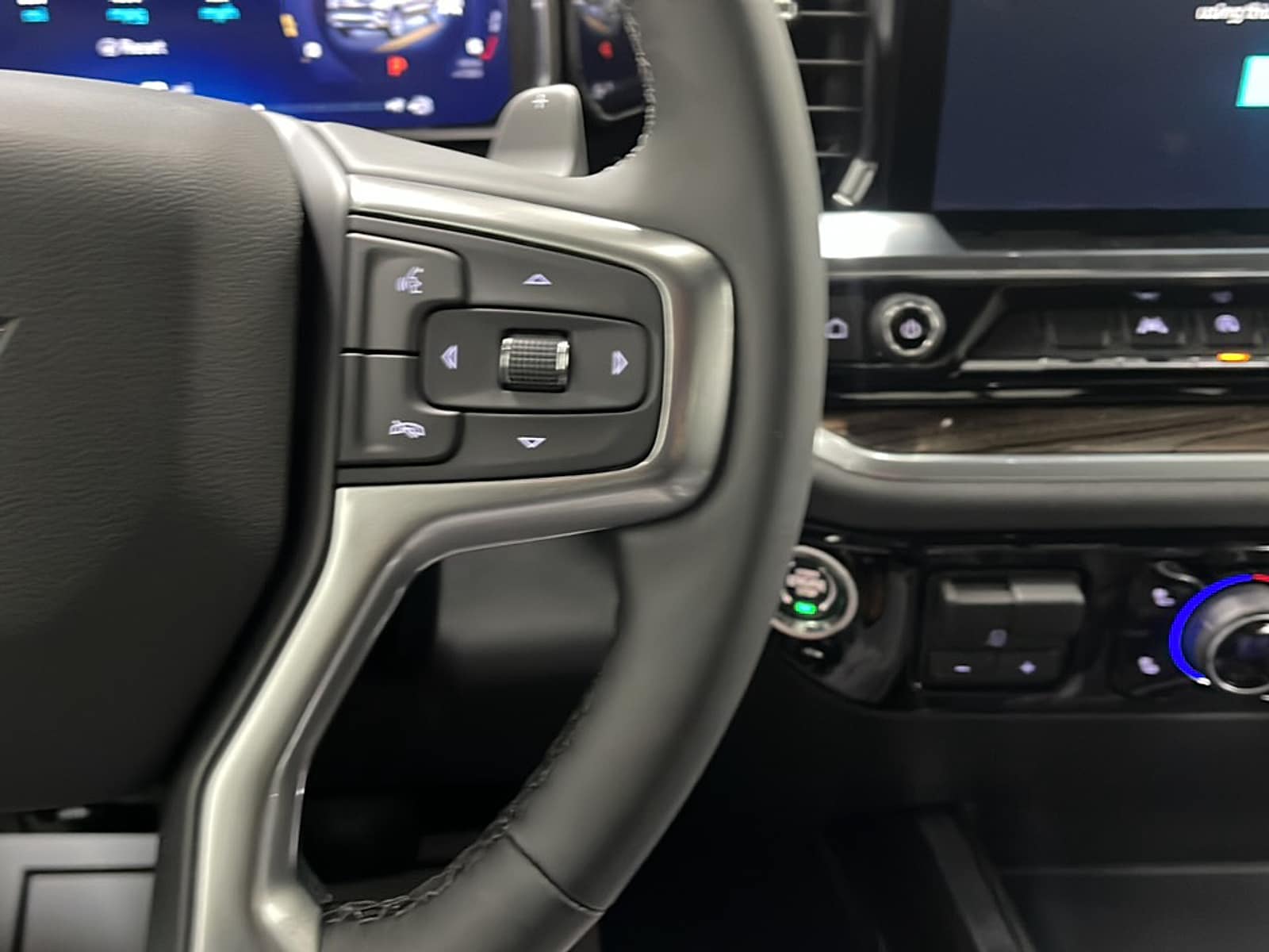 2026 Chevrolet Silverado 1500 LT - Photo 7