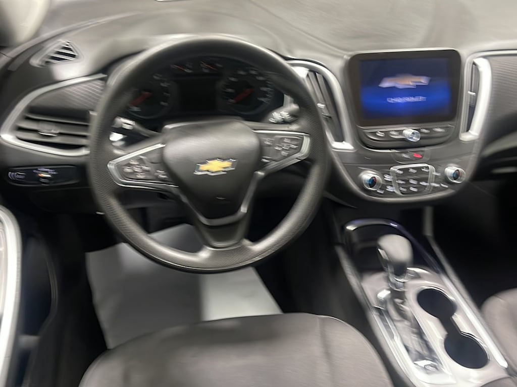 Used 2025 Chevrolet Malibu 1LT Sedan