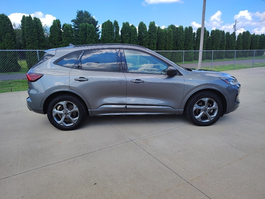 Used 2024 Ford Escape ST-Line Sport Utility