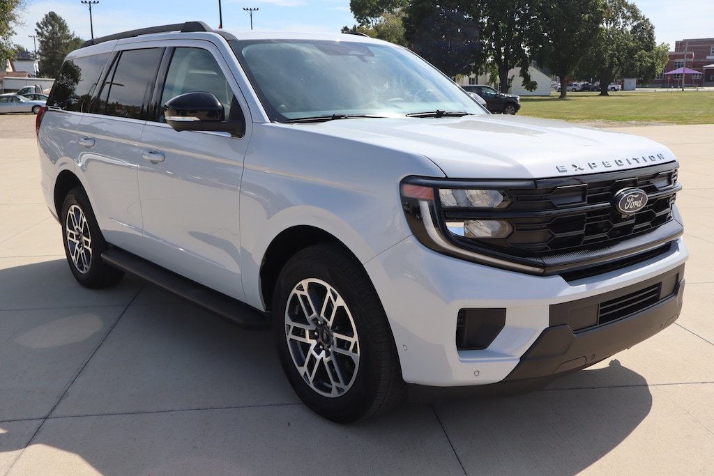Used 2025 Ford Expedition Active SUV