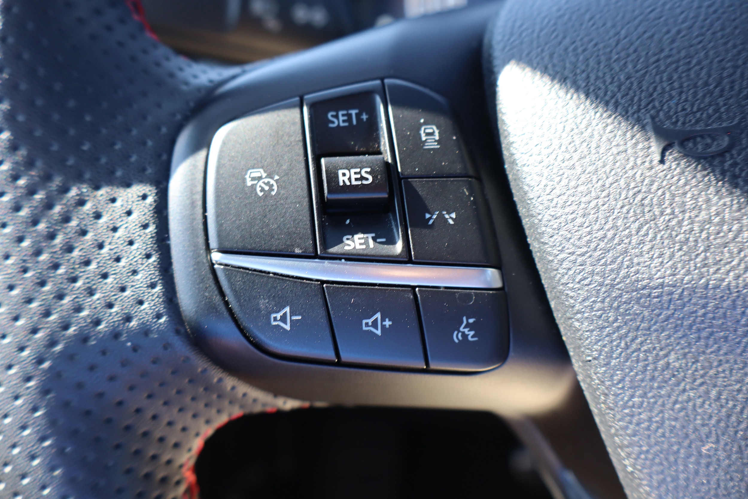 2023 Ford Escape ST-Line Elite - Photo 16