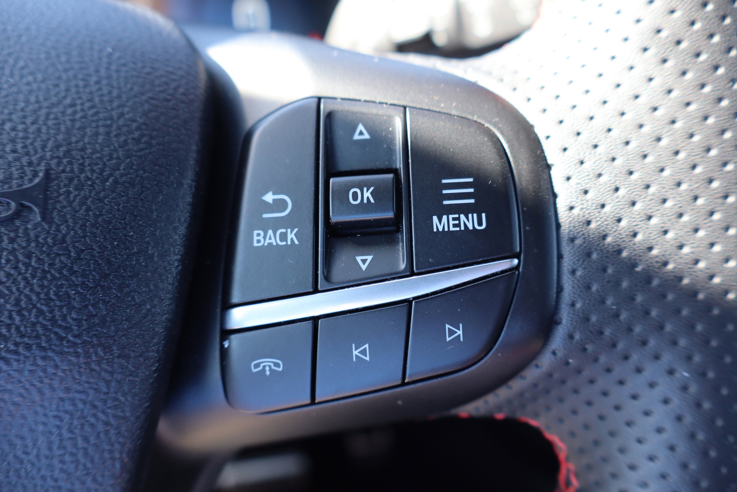 2023 Ford Escape ST-Line Elite - Photo 17