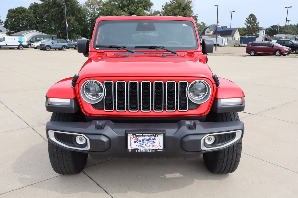 Used 2025 Jeep Wrangler 4xe Sahara SUV