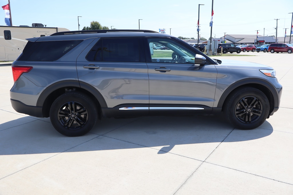 Used 2024 Ford Explorer XLT SUV