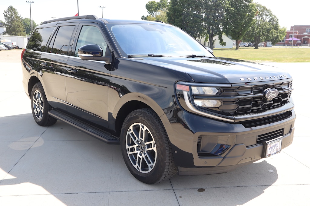 Used 2025 Ford Expedition Active SUV