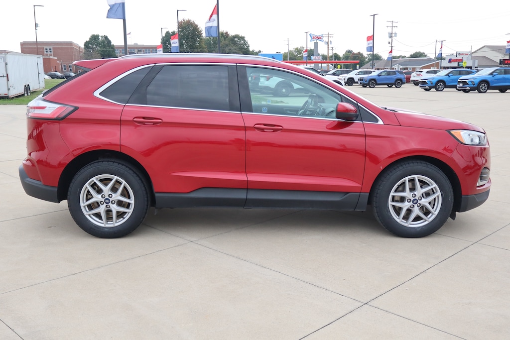Used 2021 Ford Edge SEL SUV