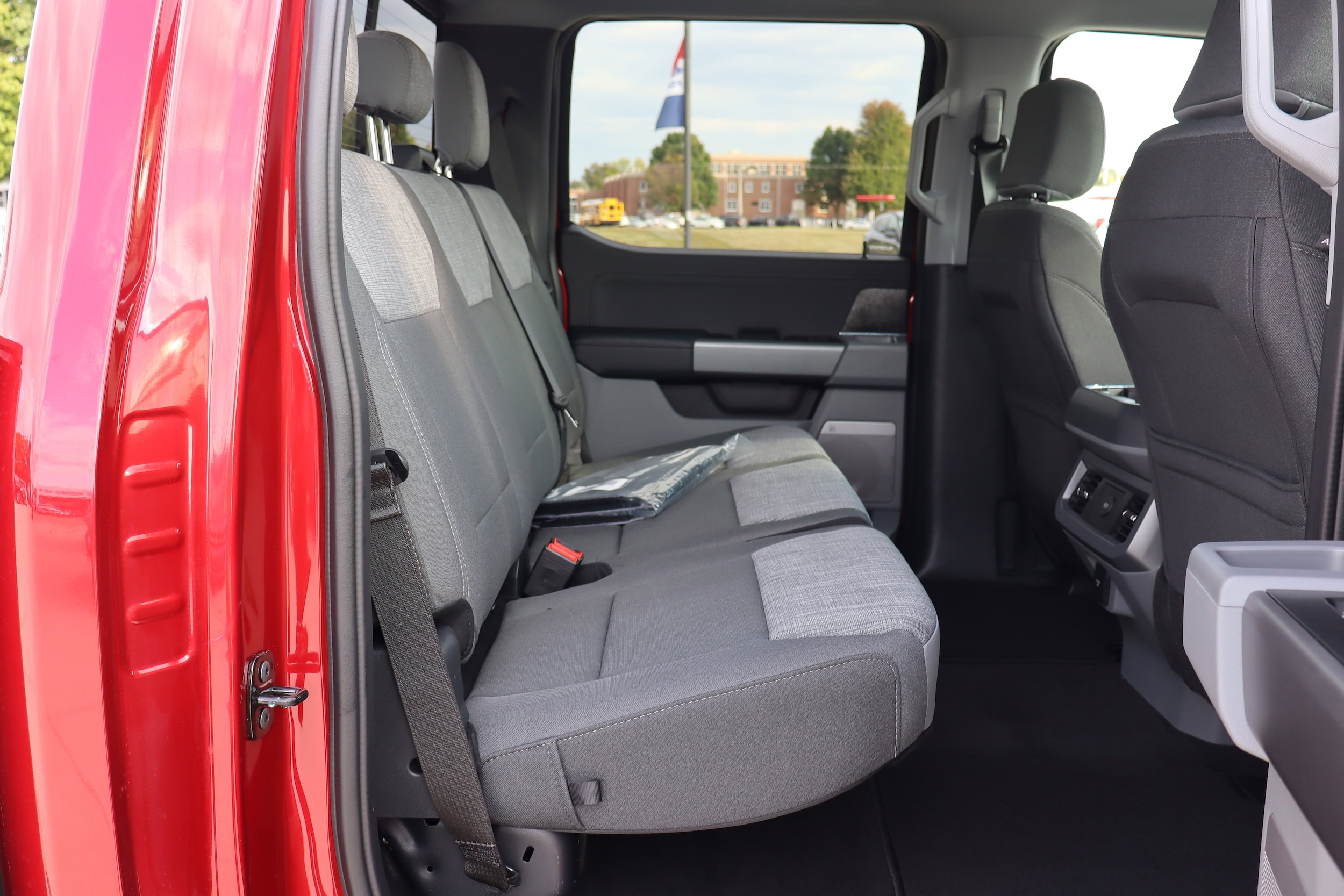 2026 Ford F-250 Super Duty XLT - Photo 11