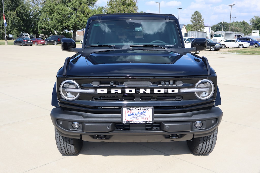 New 2026 Ford Bronco Outer Banks SUV