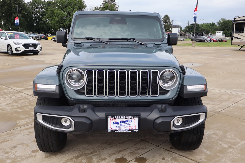 Used 2025 Jeep Wrangler 4xe Sahara SUV