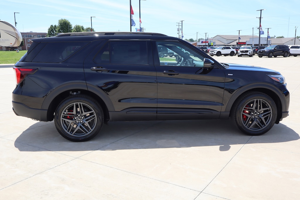 New 2026 Ford Explorer ST-Line SUV