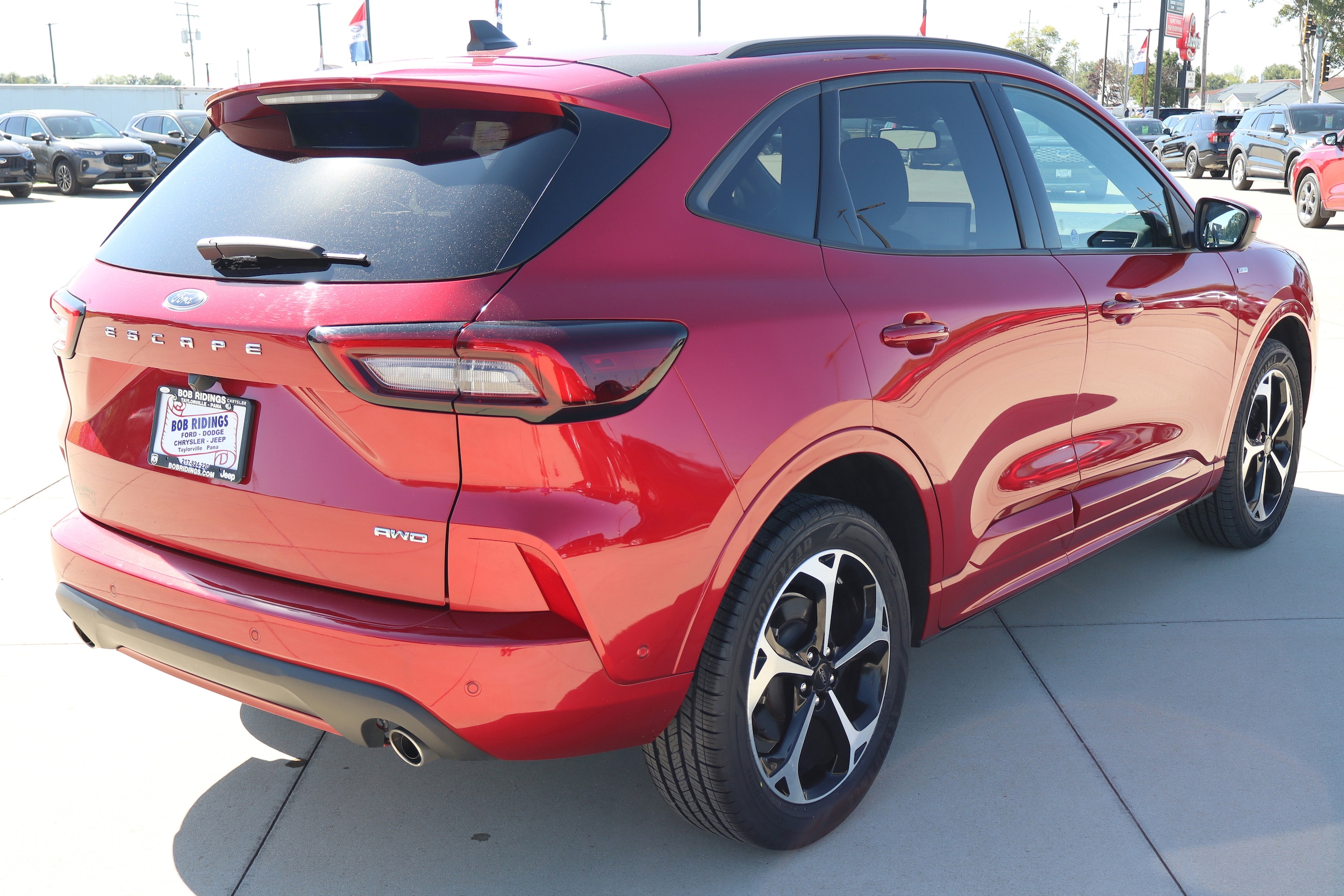 2023 Ford Escape ST-Line Elite - Photo 6