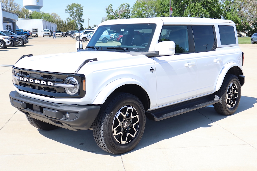 Used 2025 Ford Bronco Outer Banks SUV