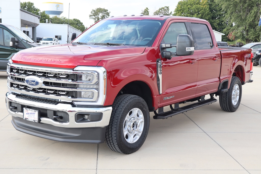New 2026 Ford F-250 XLT Truck Crew Cab