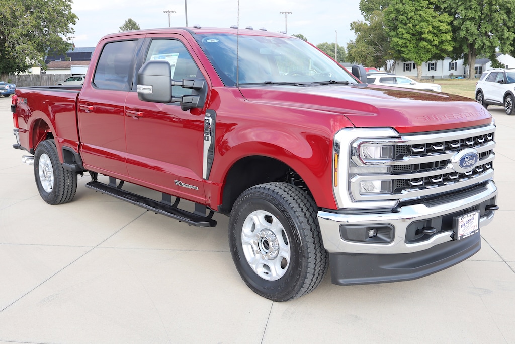 New 2026 Ford F-250 XLT Truck Crew Cab