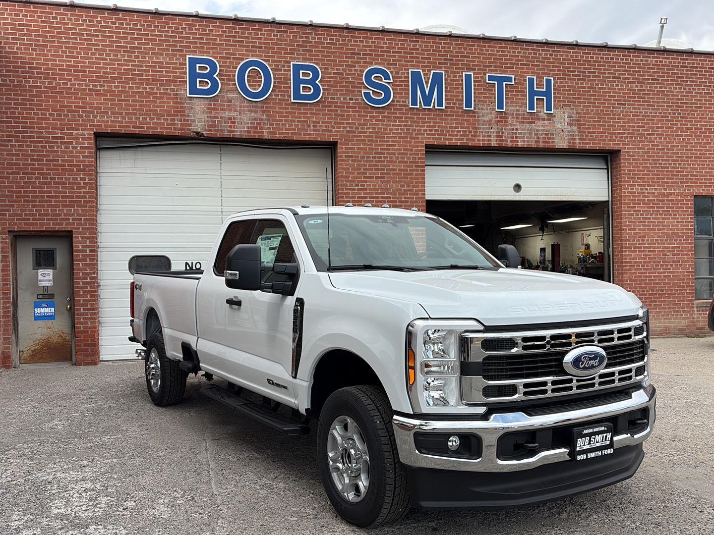 2026 Ford F-350 Super Duty XLT