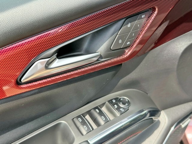 2025 Chevrolet Traverse RS - Photo 11