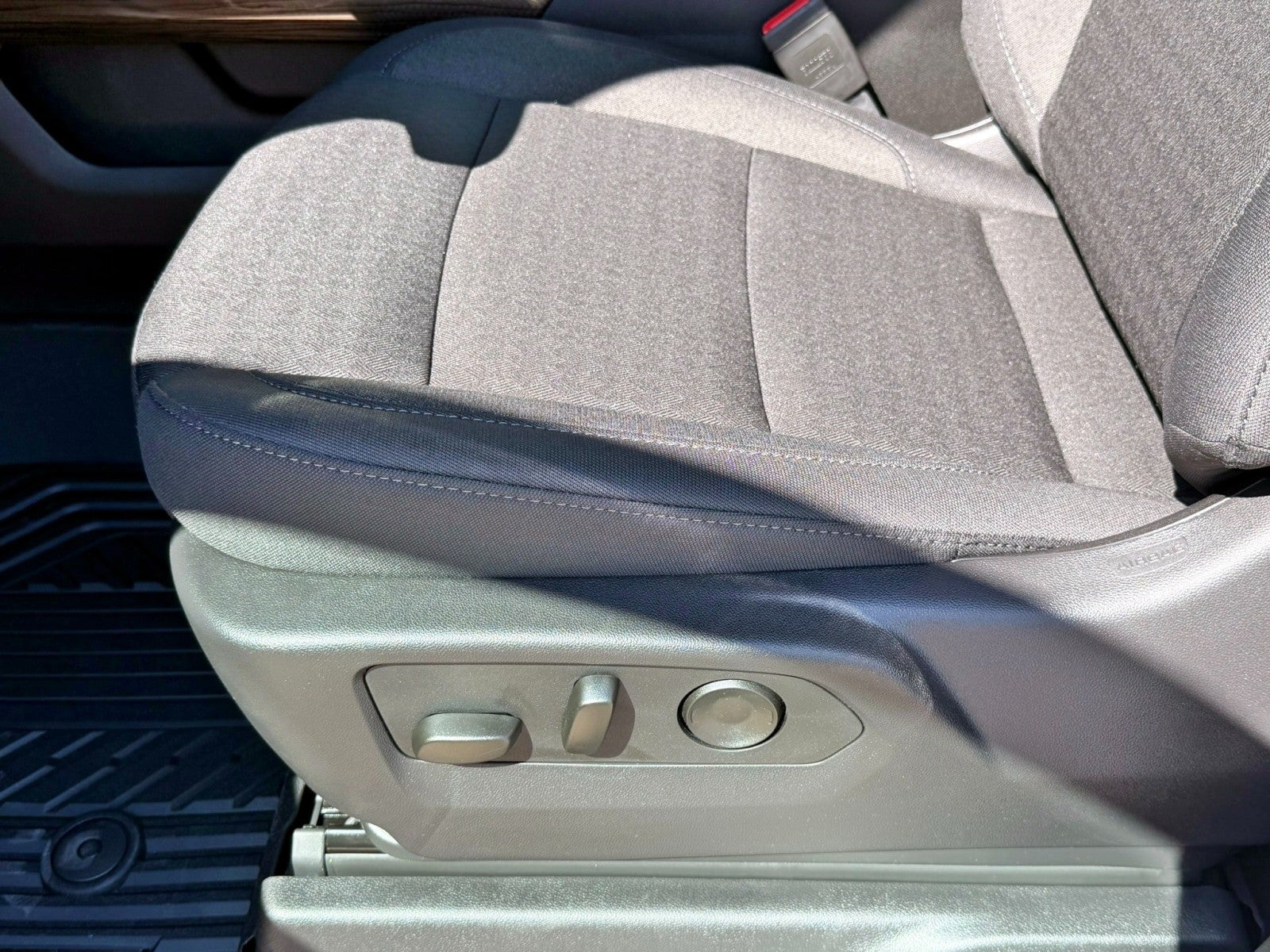 2026 Chevrolet Silverado 1500 LT - Photo 38