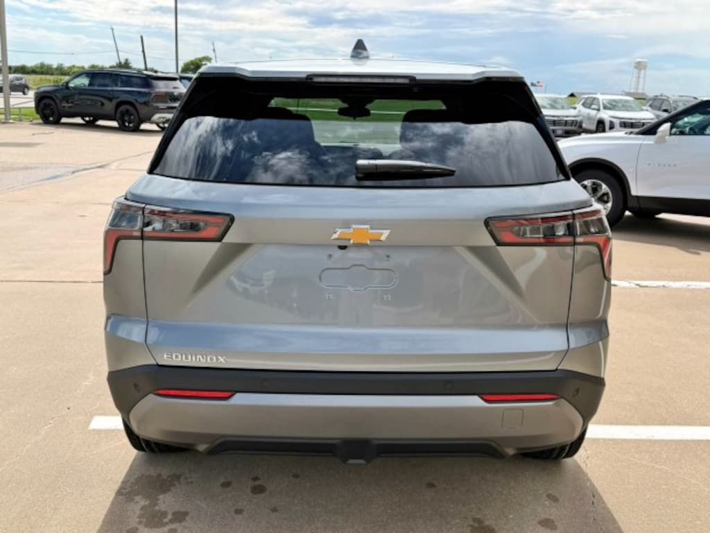 New 2027 Chevrolet Equinox LT SUV