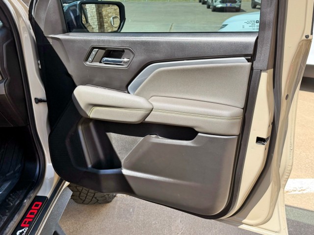 2024 Chevrolet Colorado ZR2 - Photo 21