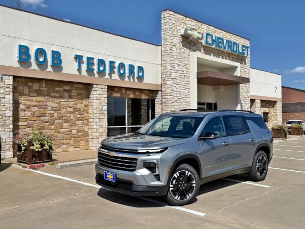New 2027 Chevrolet Traverse LT SUV