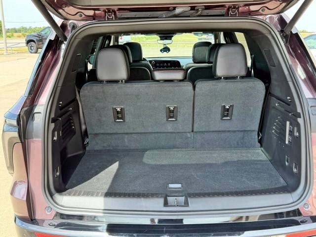 2025 Chevrolet Traverse RS - Photo 19