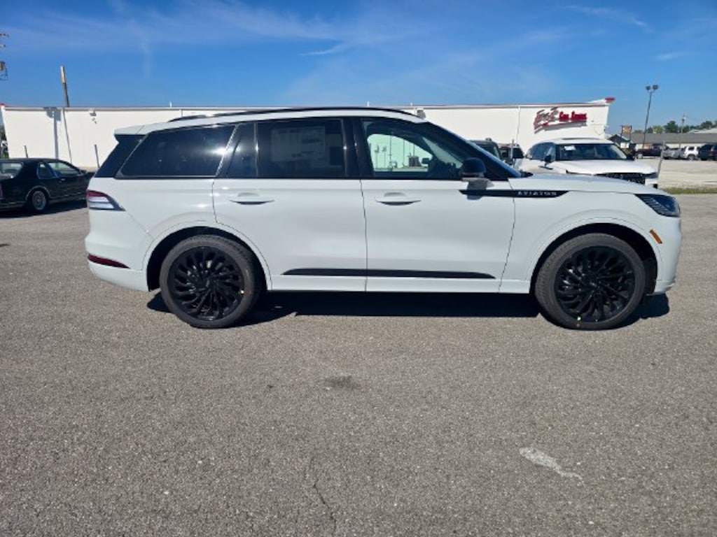 New 2027 Lincoln Aviator Reserve SUV