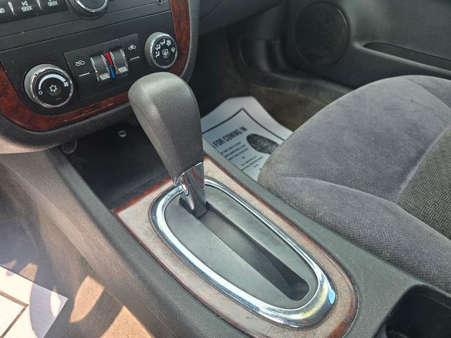 2009 Chevrolet Impala LT - Photo 14