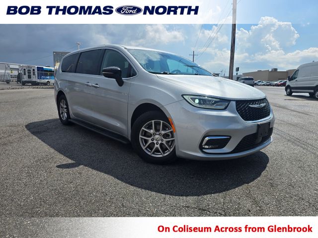  Chrysler Pacifica