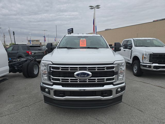 New 2026 Ford F-350SD XL Chassis
